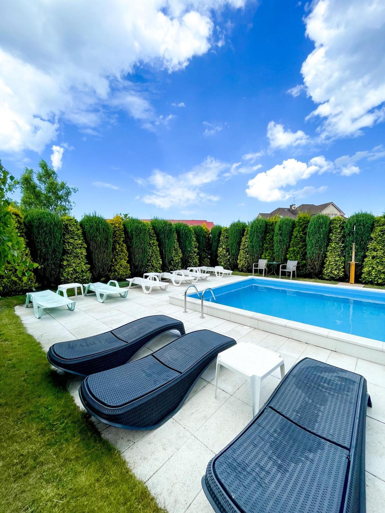 Riviera -Adults Only Villa เรวัล ภายนอก รูปภาพ