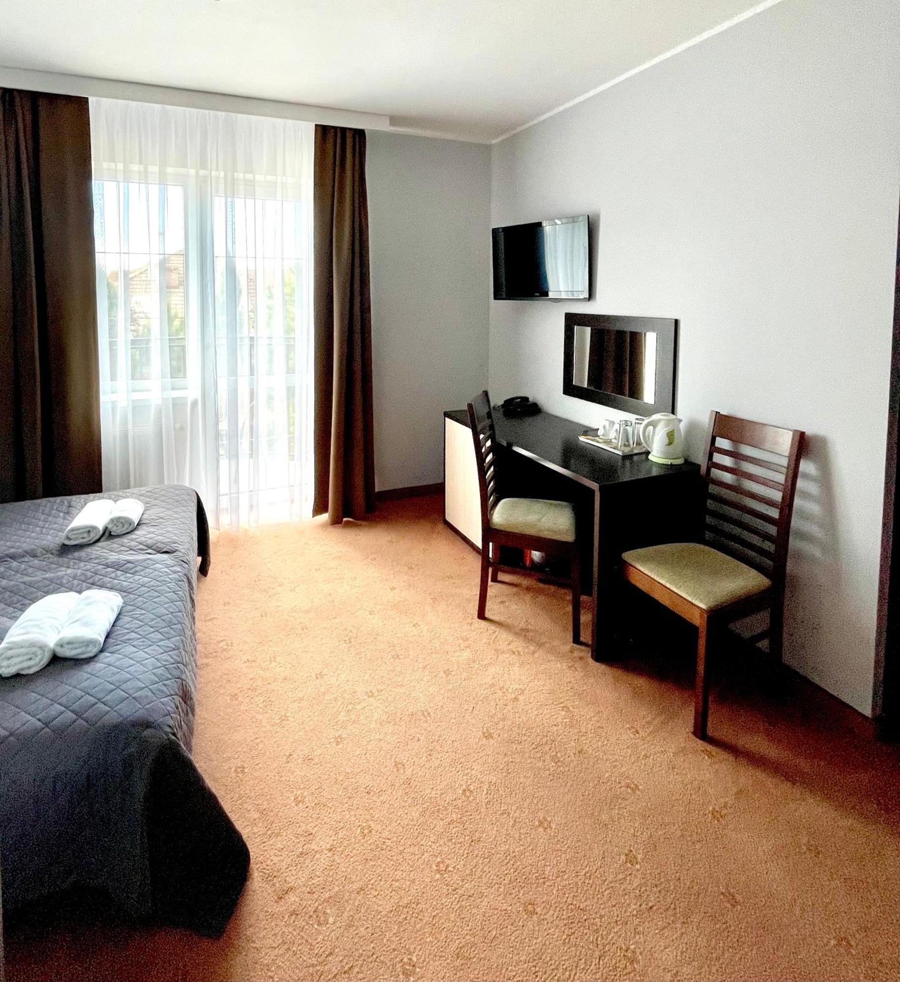 Riviera -Adults Only Villa เรวัล ภายนอก รูปภาพ